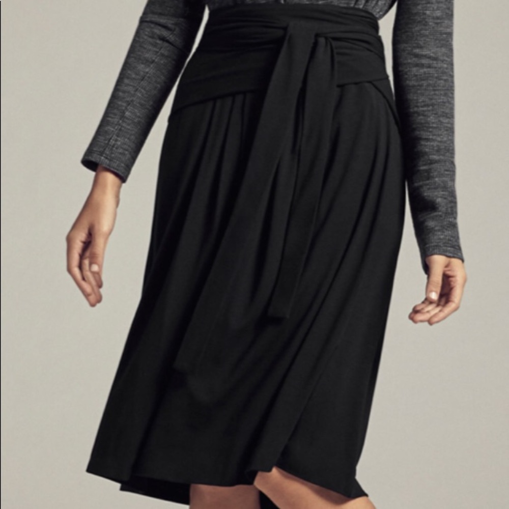 M.M. LaFleur Waverly Black Skirt